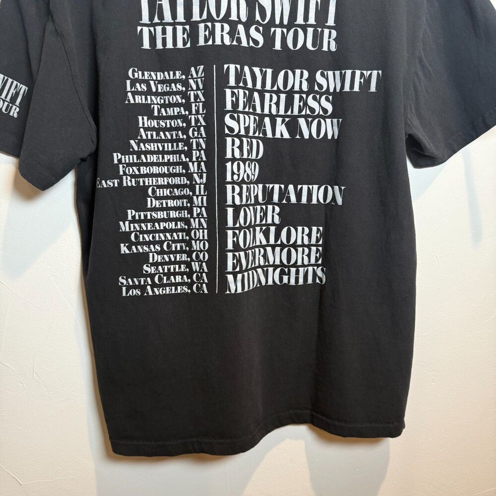 Taylor Swift Era's Tour Shirt Short Sleeve Size Large - Picture 8 of 10